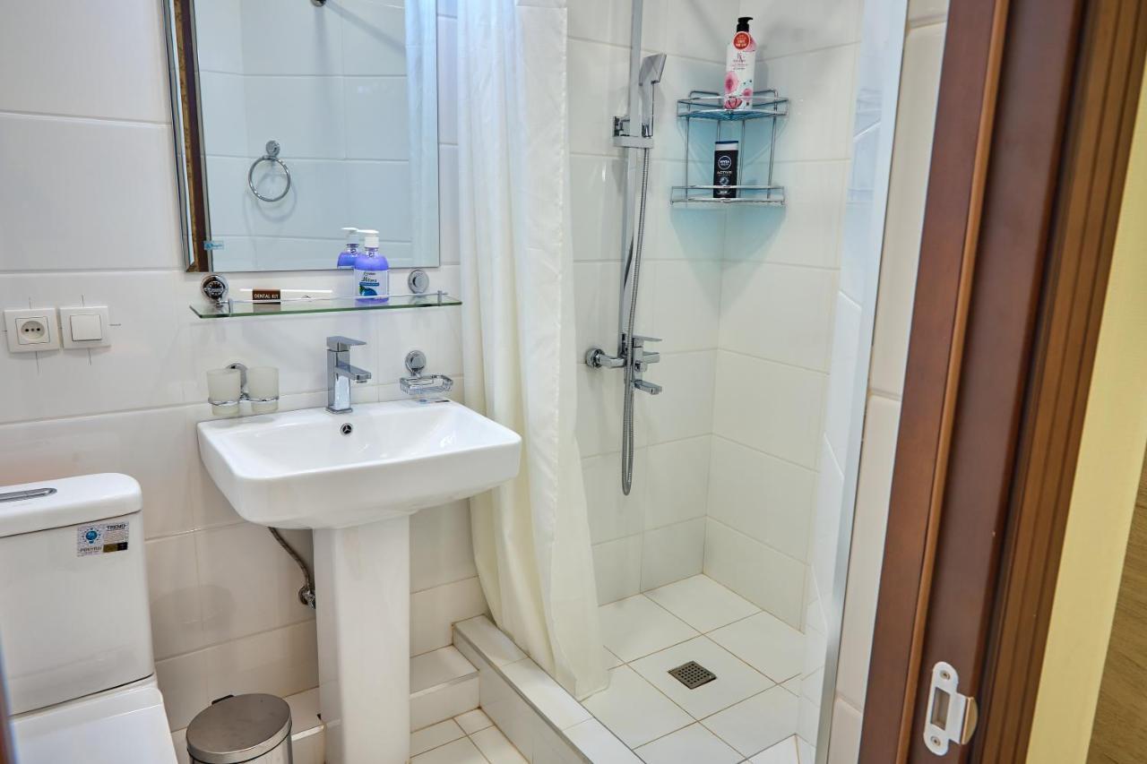 טשקנט Queens Hotel מראה חיצוני תמונה