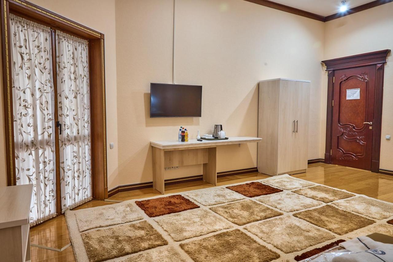טשקנט Queens Hotel מראה חיצוני תמונה